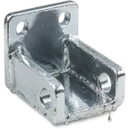 Pieza de acero recién salida del baño de zinc, todavía brillante y escurriendo.